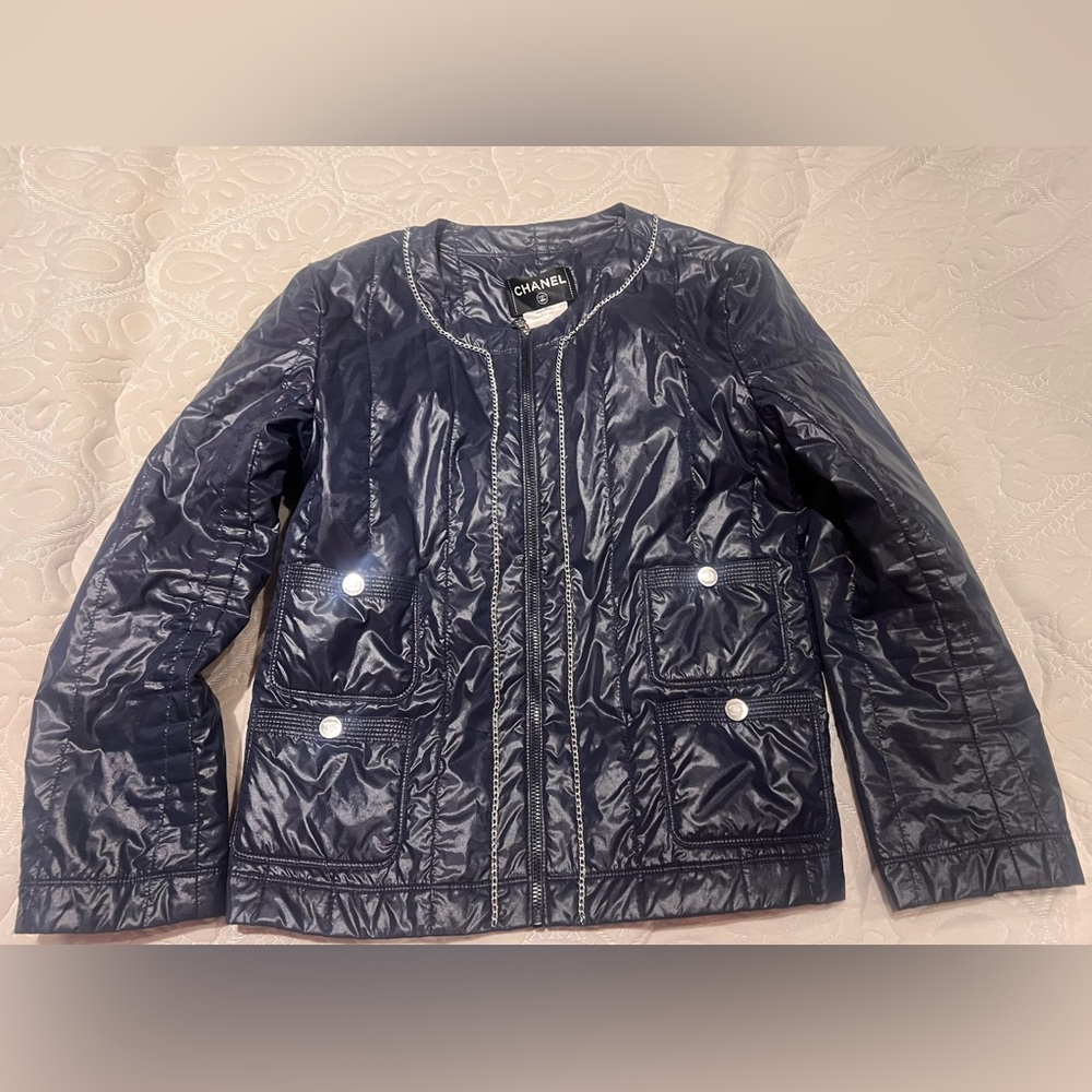 EUC CHANEL Navy Blue Nylon Zip Jacket FR40